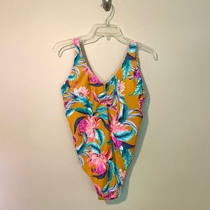 Xhilaration NWT XL Tropical One Piece Swimsuit